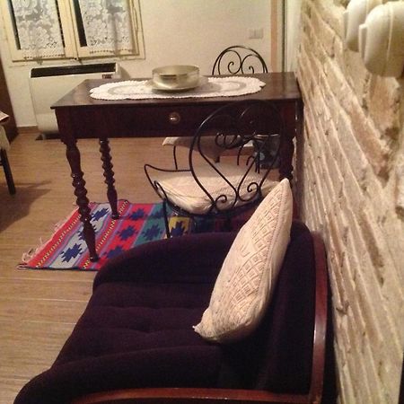 Mirella Apartment เปรูจา ภายนอก รูปภาพ